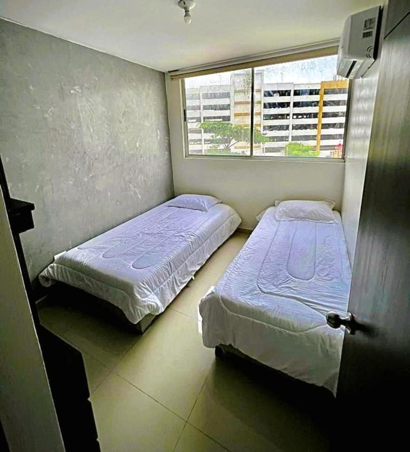 Apartamentos Condominio Oporto - Cerca A Todo 巴兰基亚 外观 照片